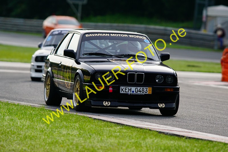 BMW E30 Lauer-Foto 189