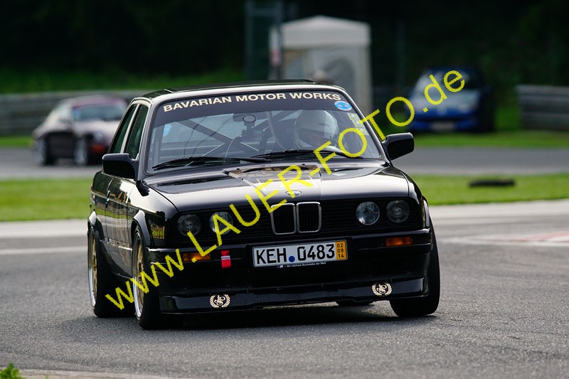 BMW E30 Lauer-Foto 192