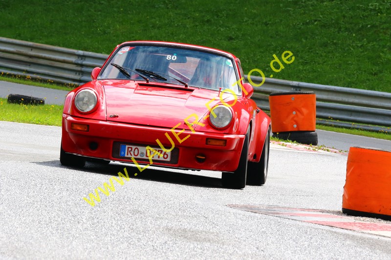 Porsche 154